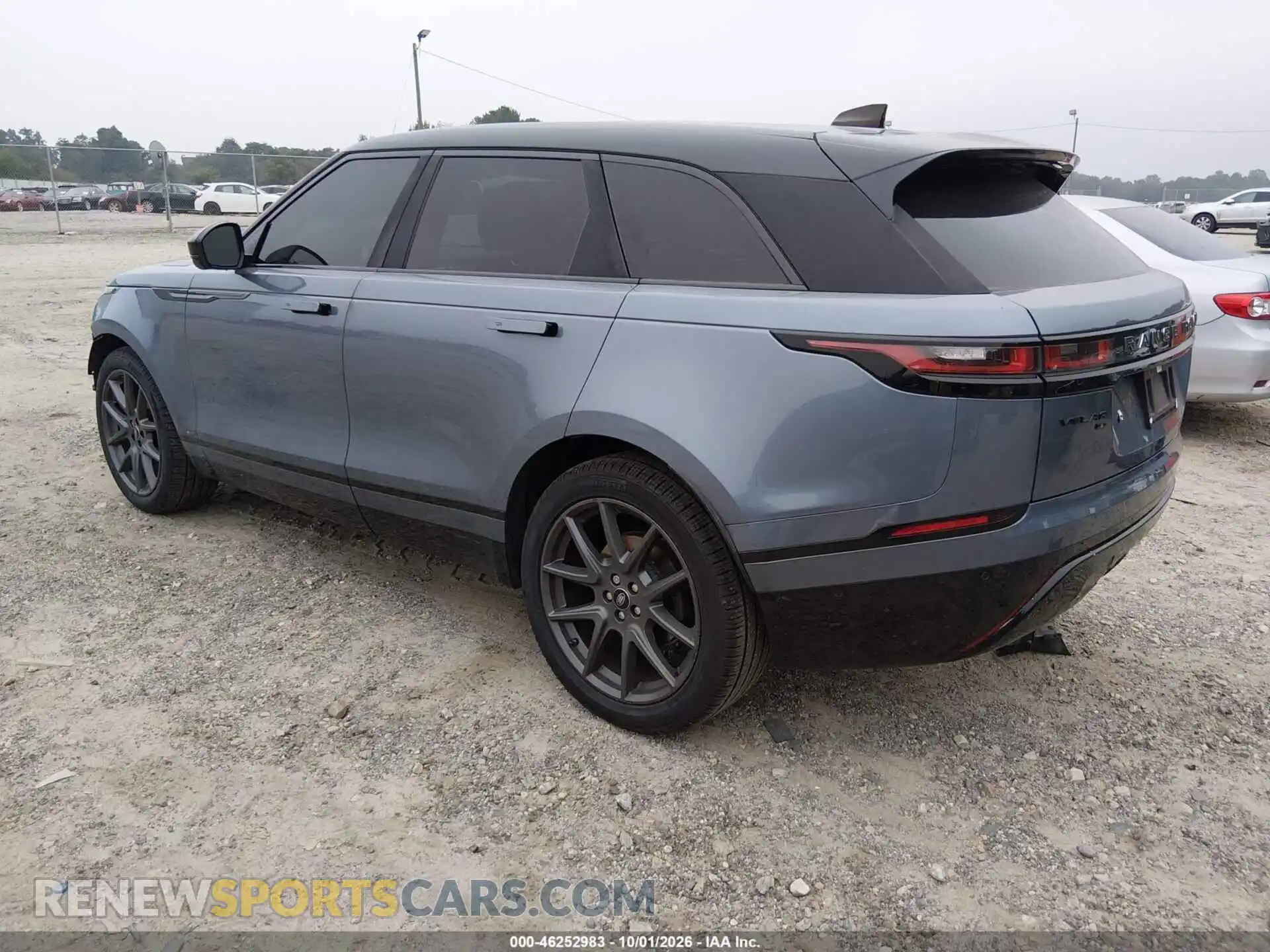 3 Photograph of a damaged car SALYT2EX8MA308246 LAND ROVER RANGE ROVER VELAR 2021