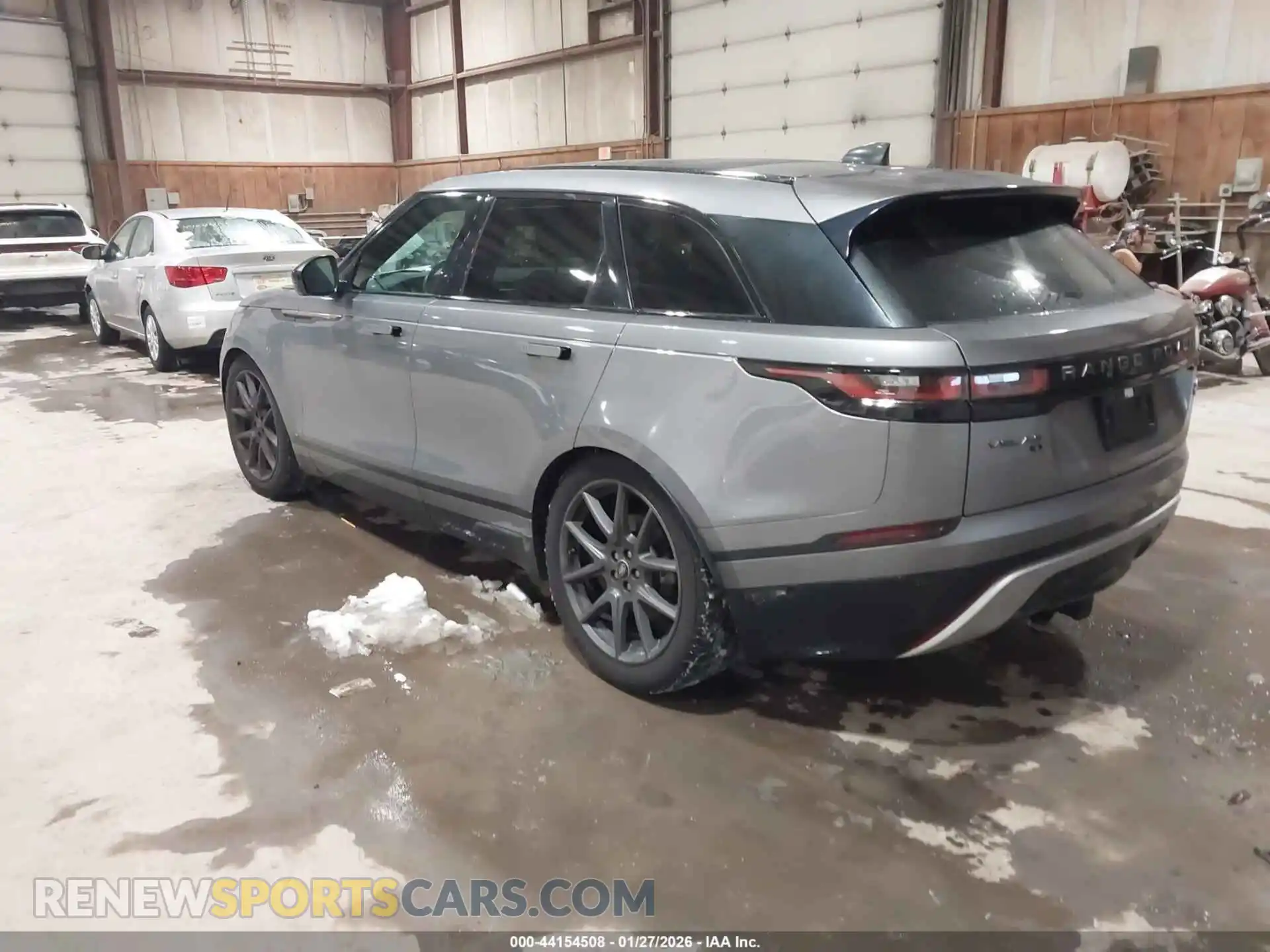 3 Photograph of a damaged car SALYT2EXXMA307700 LAND ROVER RANGE ROVER VELAR 2021