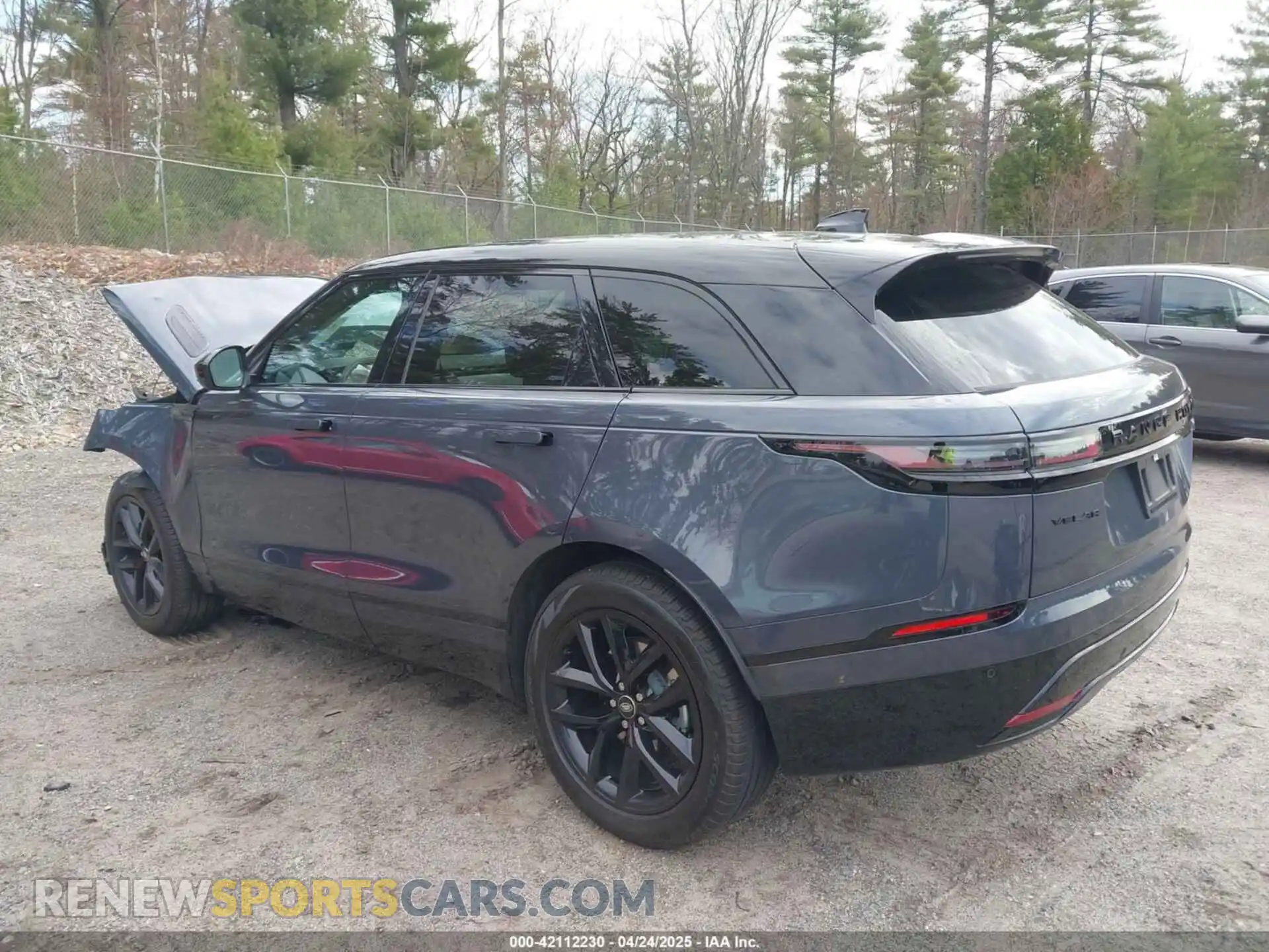 3 Photograph of a damaged car SALYL2EX7SA804720 LAND ROVER RANGE ROVER VELAR 2025