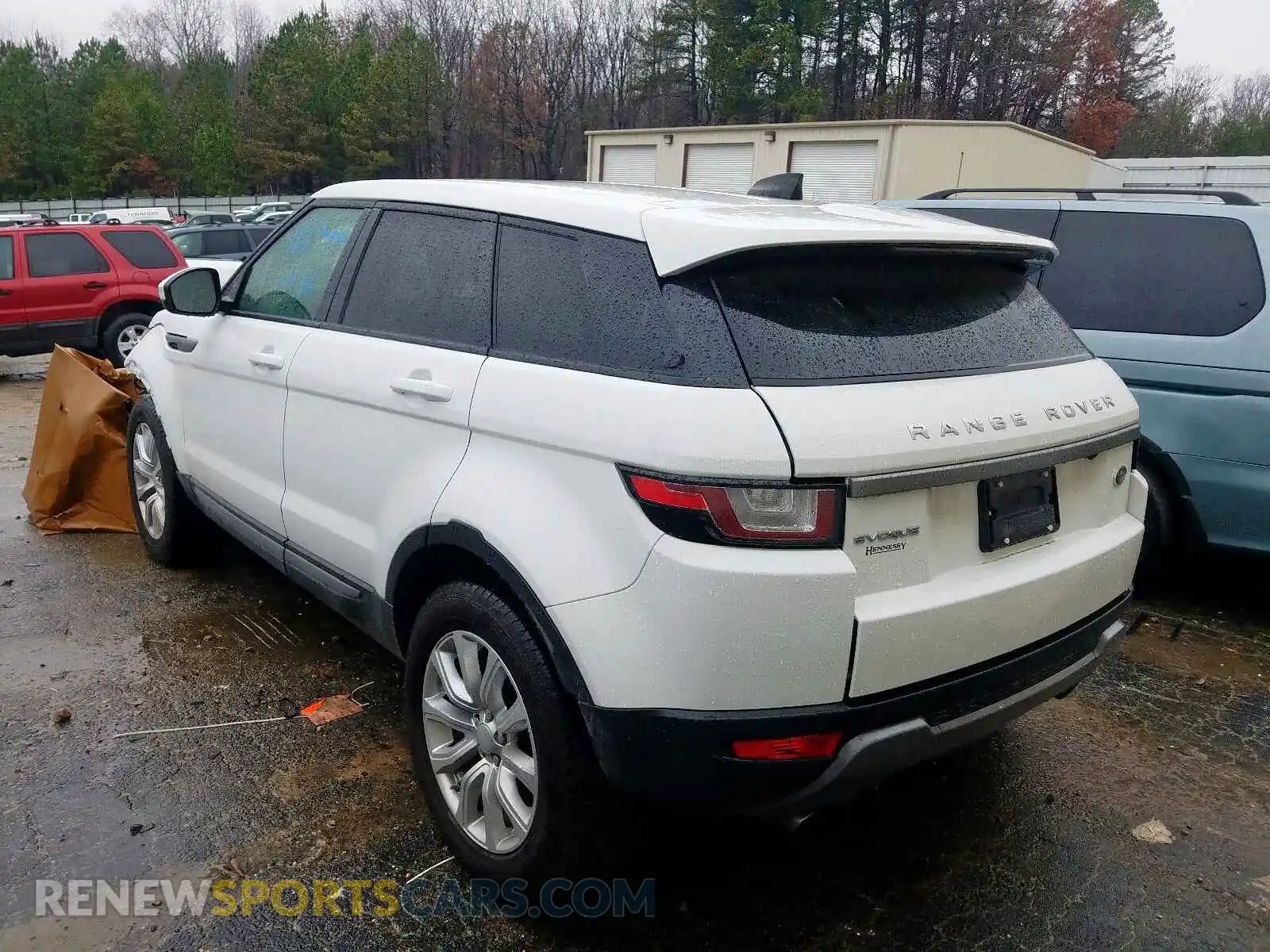 3 Photograph of a damaged car SALVP2RX6JH312459 LAND ROVER RANGEROVER 2018