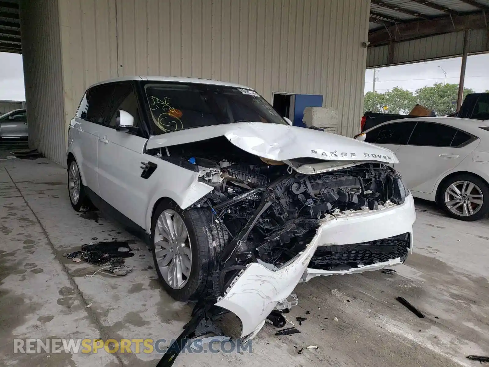 1 Photograph of a damaged car SALWG2RV2JA414109 LAND ROVER RANGEROVER 2018