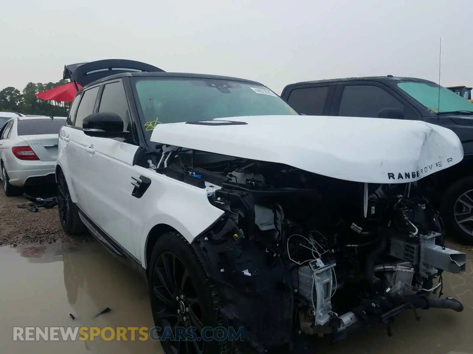 1 Photograph of a damaged car SALWR2RK7JA697235 LAND ROVER RANGEROVER 2018