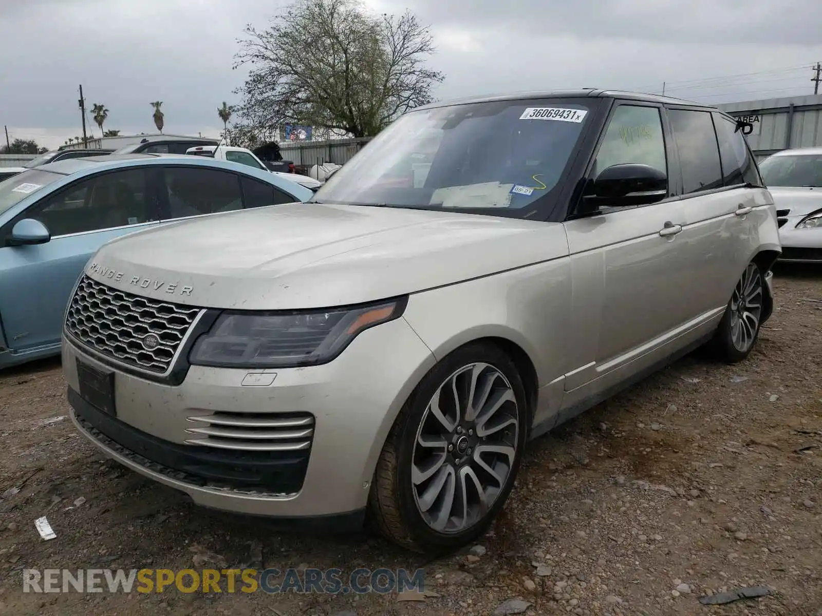 2 Photograph of a damaged car SALGS2SV0KA548986 LAND ROVER RANGEROVER 2019