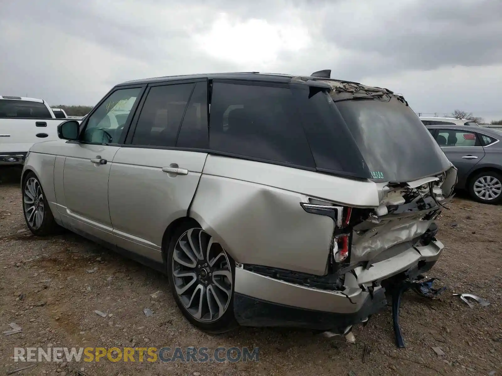 3 Photograph of a damaged car SALGS2SV0KA548986 LAND ROVER RANGEROVER 2019