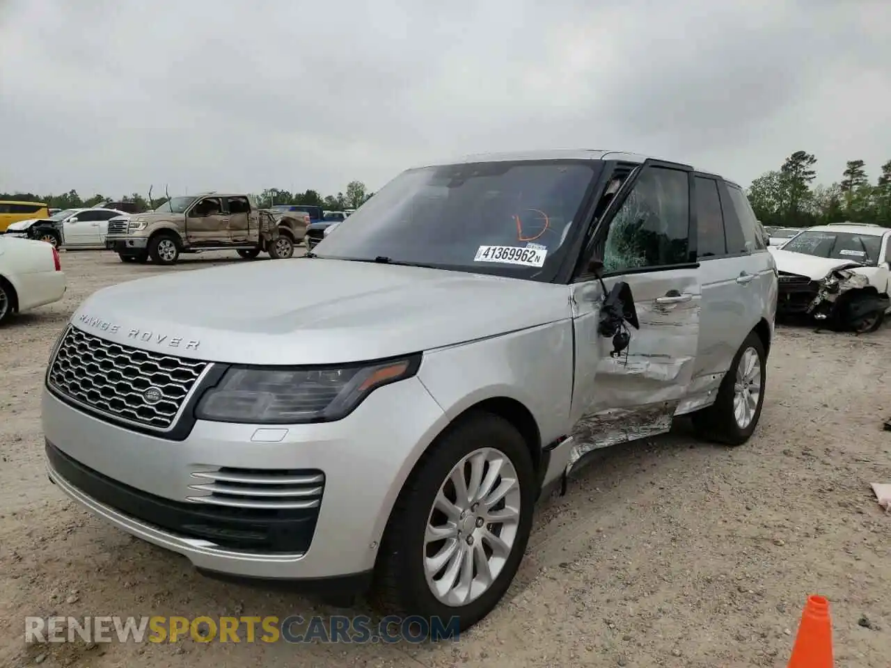 2 Photograph of a damaged car SALGS2SV2KA542798 LAND ROVER RANGEROVER 2019