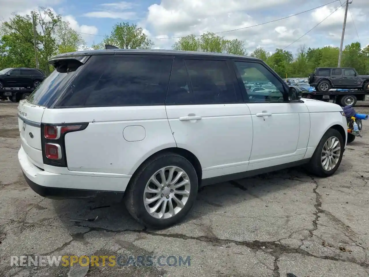 3 Photograph of a damaged car SALGS2SV2KA557981 LAND ROVER RANGEROVER 2019