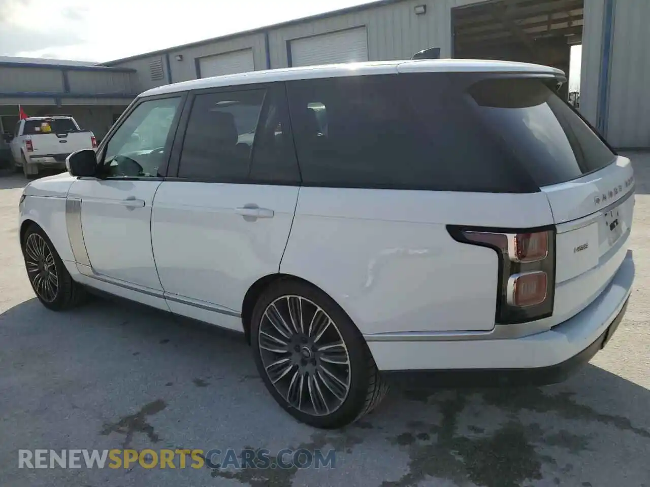 2 Photograph of a damaged car SALGS2SV4KA517885 LAND ROVER RANGEROVER 2019