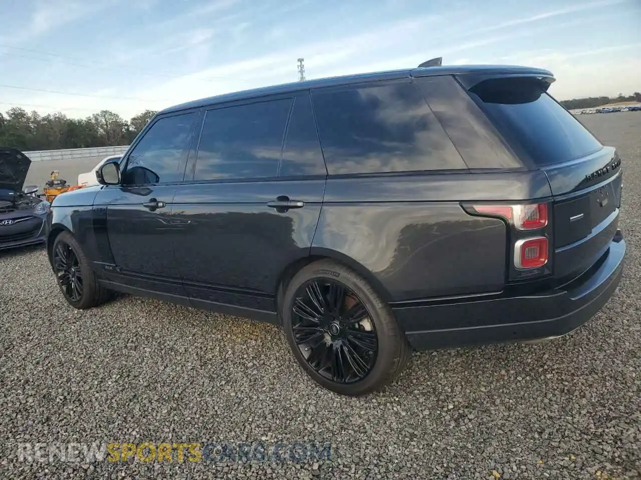2 Photograph of a damaged car SALGS5RE9KA520188 LAND ROVER RANGEROVER 2019