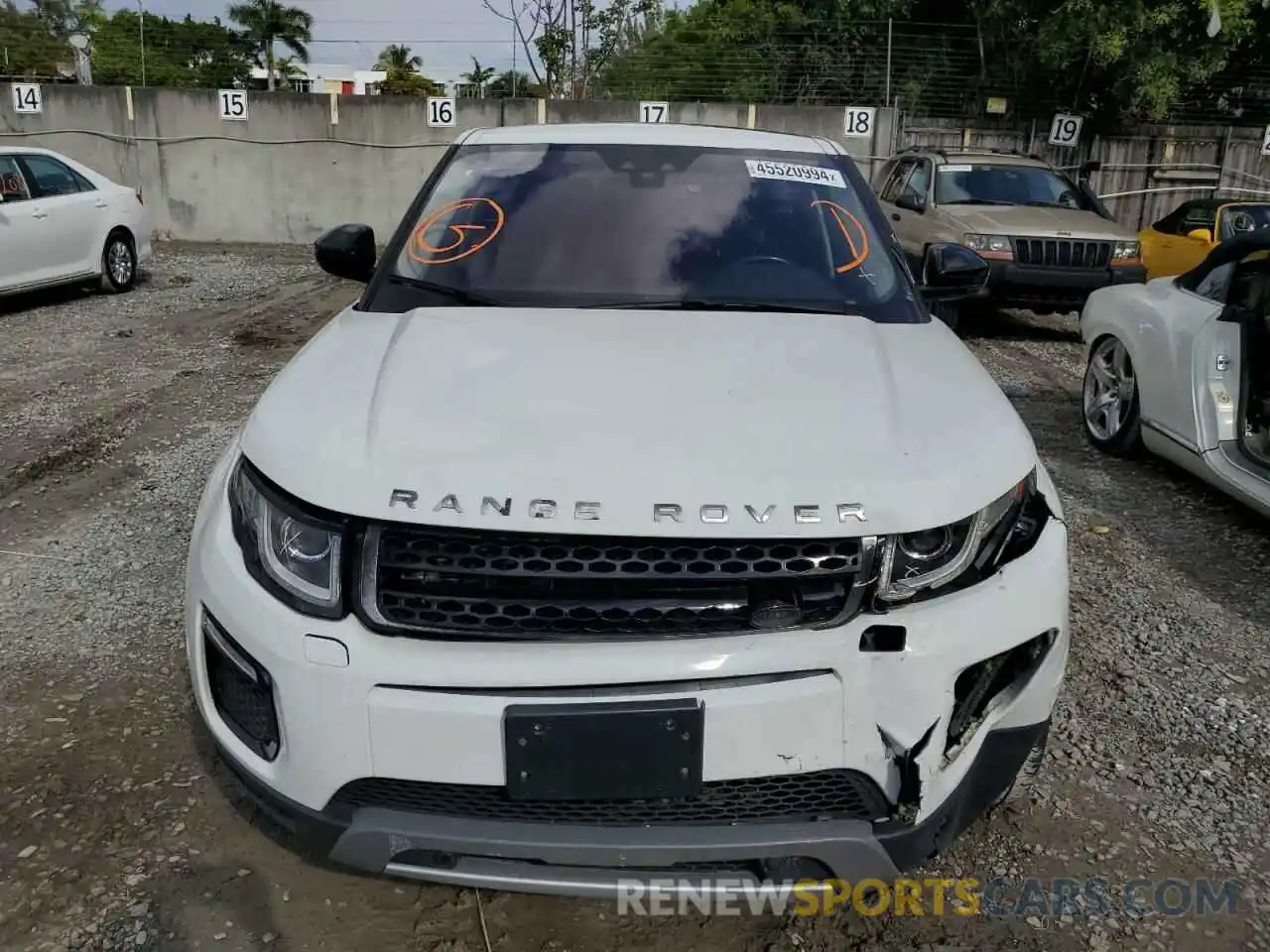 5 Photograph of a damaged car SALVP2RX4KH345364 LAND ROVER RANGEROVER 2019