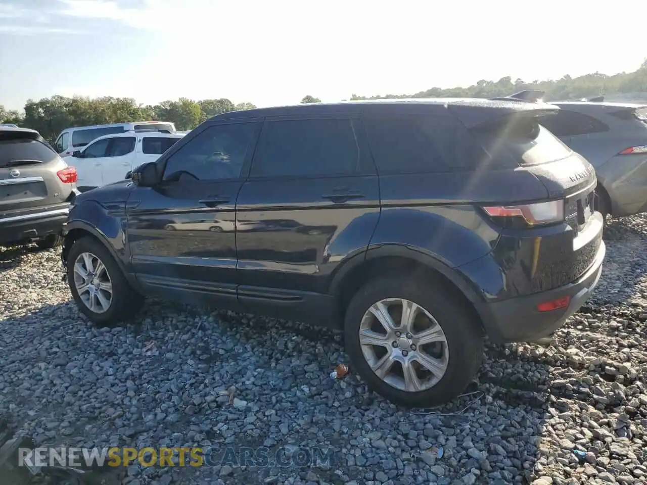 2 Фотография поврежденного автомобиля SALVP2RX8KH329295 LAND ROVER RANGEROVER 2019