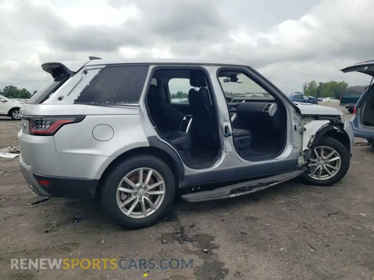 3 fotografías del automóvil dañado SALWG2RU0KA874331 LAND ROVER RANGEROVER 2019