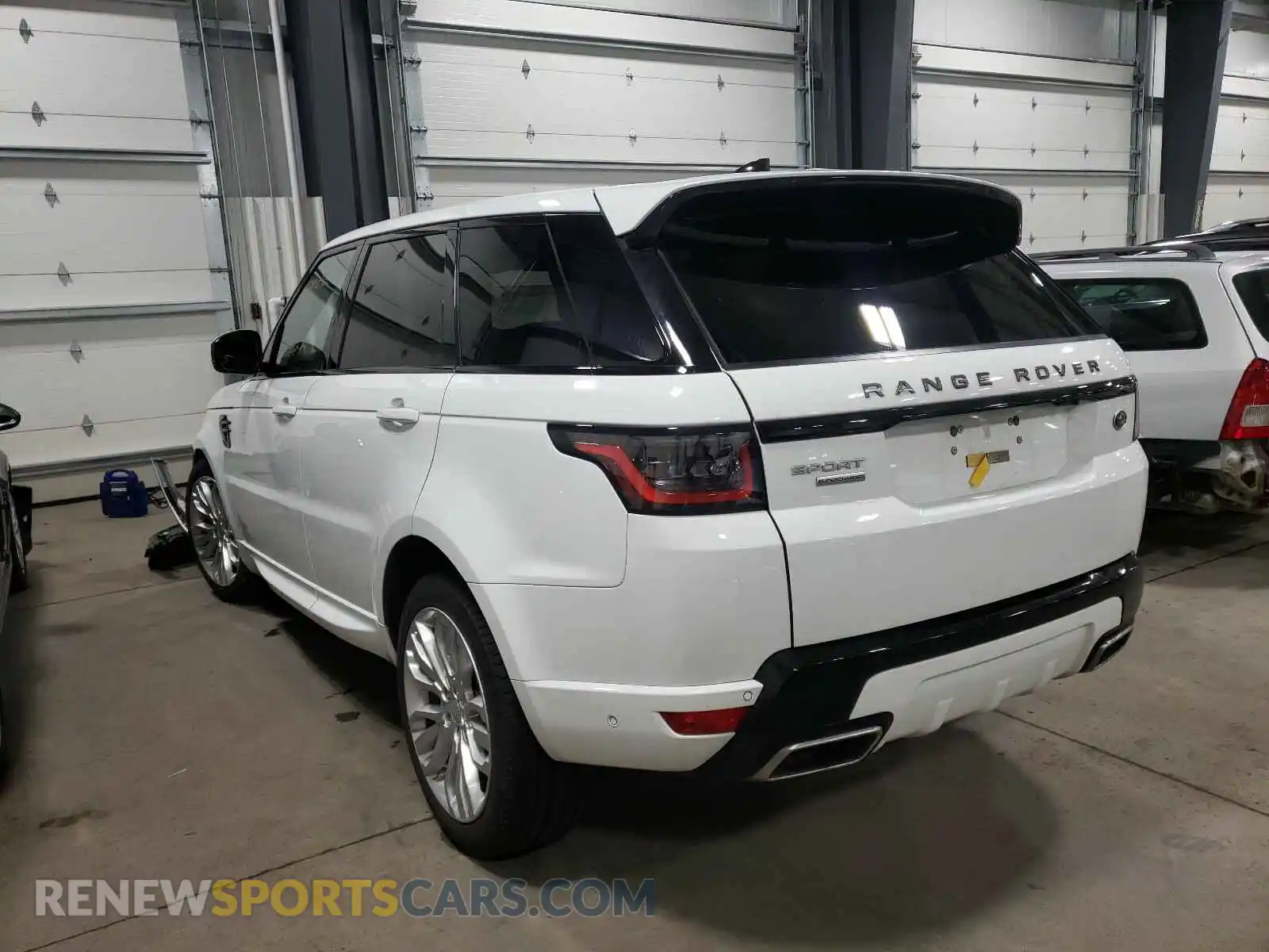 3 Photograph of a damaged car SALWR2RE1KA825013 LAND ROVER RANGEROVER 2019