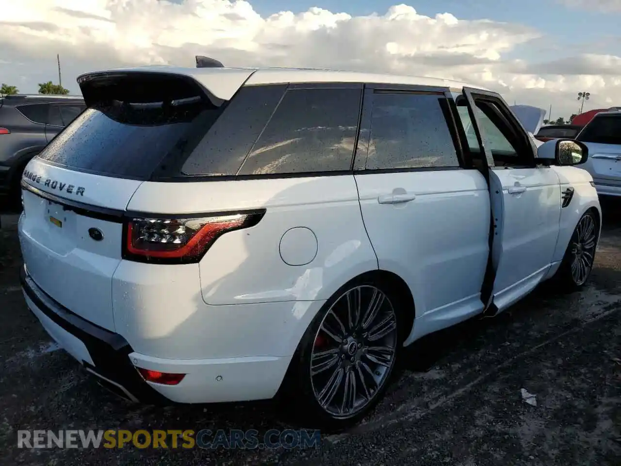 3 Photograph of a damaged car SALWR2RE3KA853413 LAND ROVER RANGEROVER 2019
