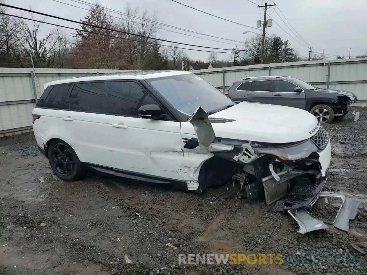 4 Photograph of a damaged car SALWR2RV0KA828890 LAND ROVER RANGEROVER 2019