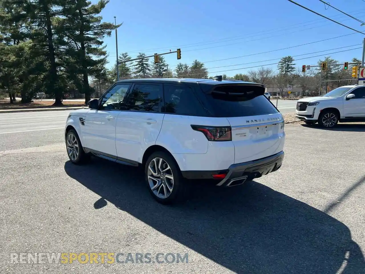 3 Фотография поврежденного автомобиля SALWR2RV2KA840135 LAND ROVER RANGEROVER 2019