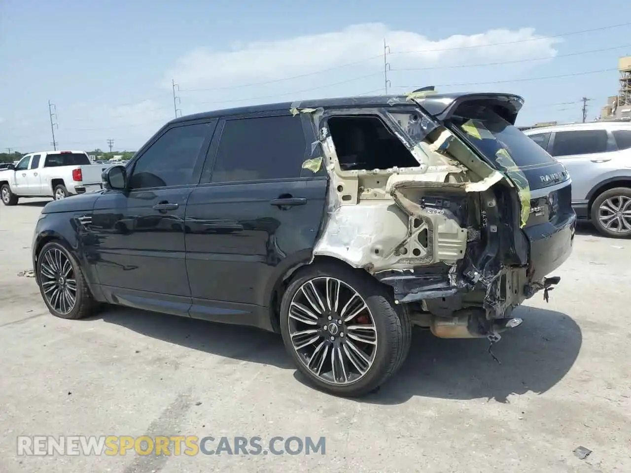 2 Photograph of a damaged car SALWR2RV6KA837660 LAND ROVER RANGEROVER 2019