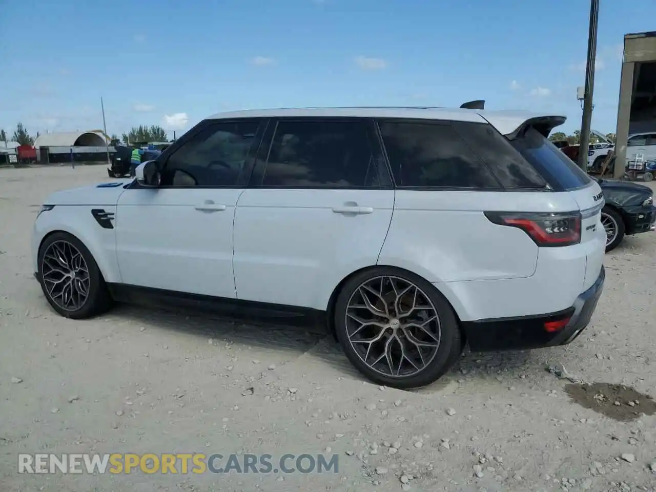 2 Фотография поврежденного автомобиля SALWR2RV6KA850005 LAND ROVER RANGEROVER 2019