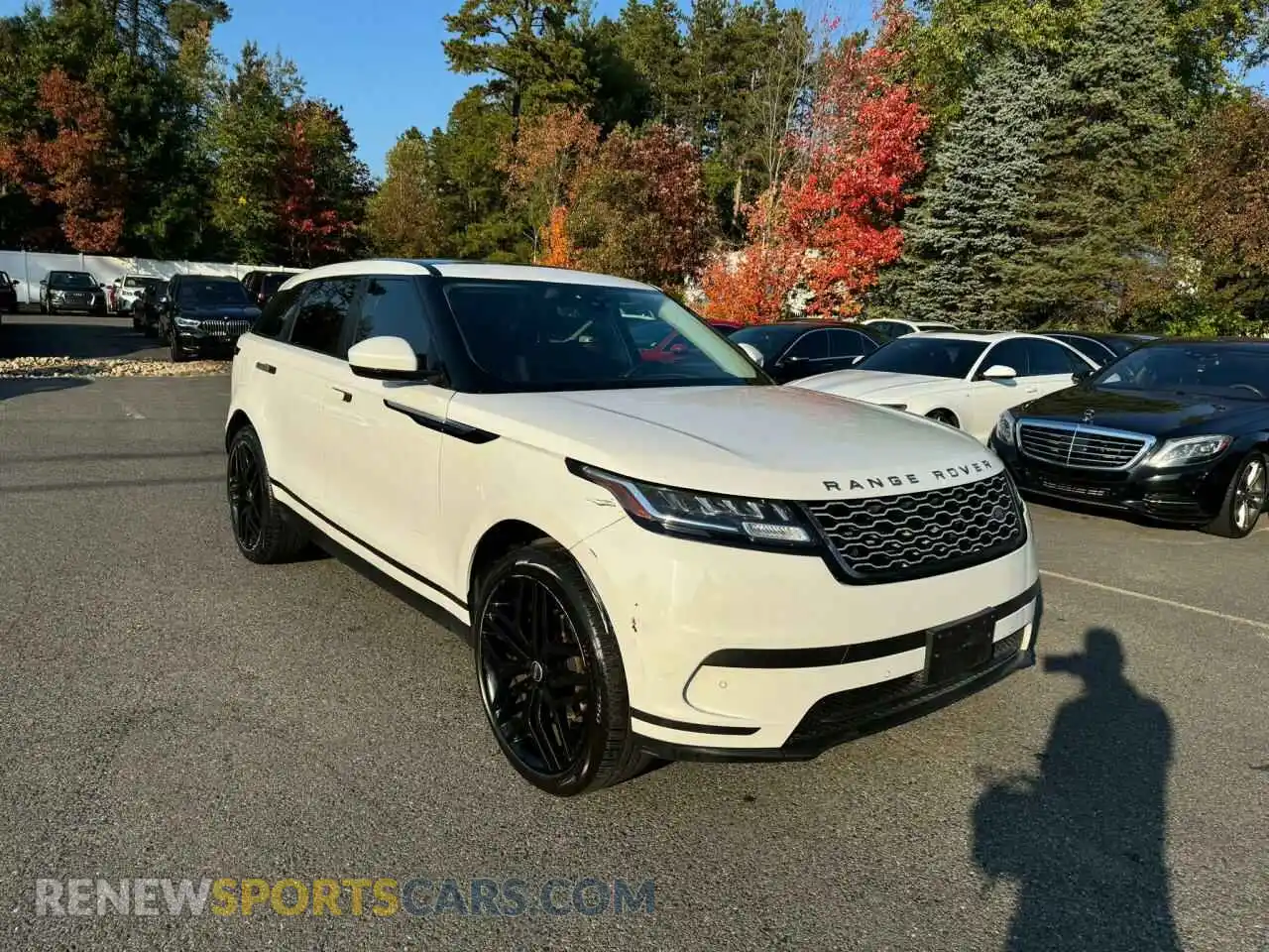 2 Photograph of a damaged car SALYA2EX1KA202756 LAND ROVER RANGEROVER 2019