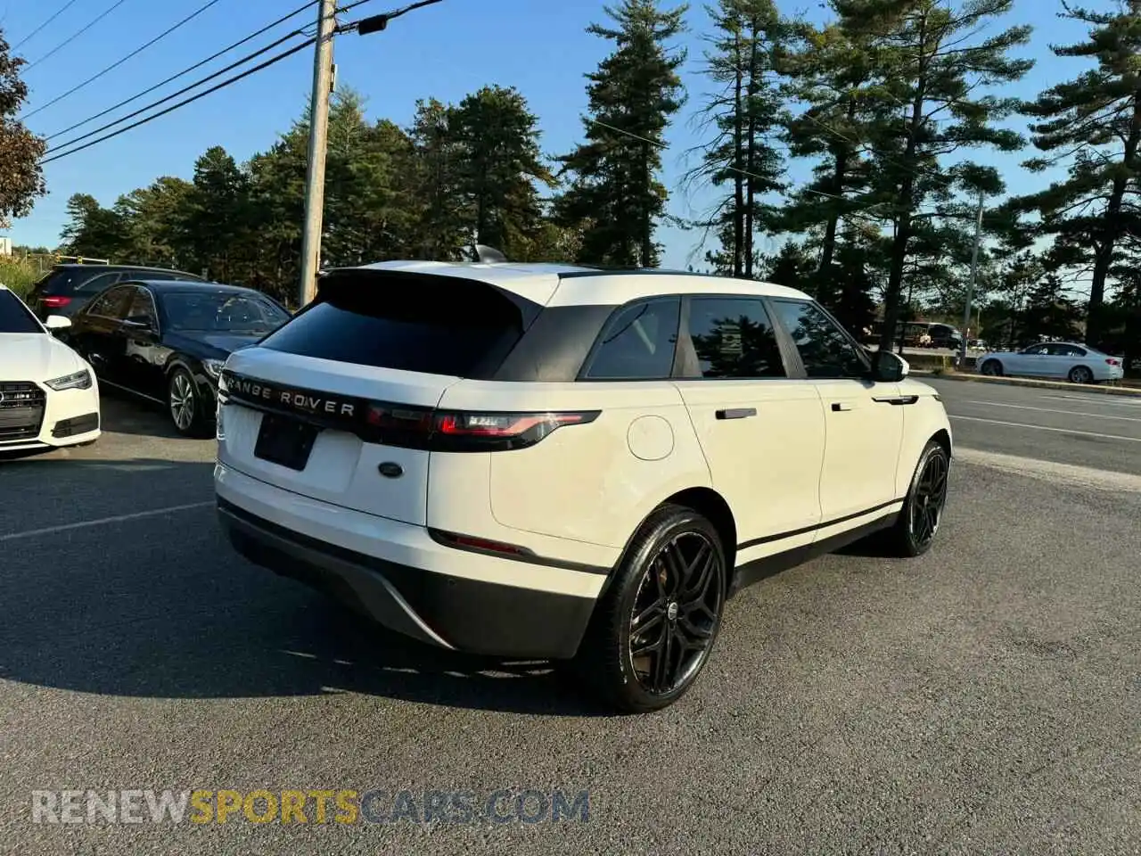 3 Photograph of a damaged car SALYA2EX1KA202756 LAND ROVER RANGEROVER 2019