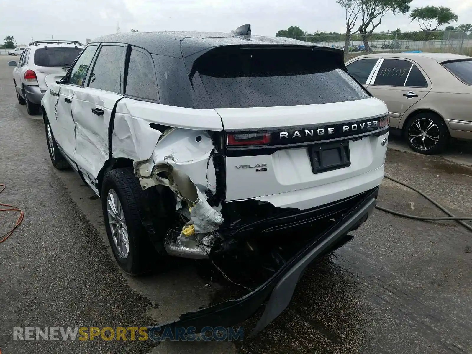 3 Photograph of a damaged car SALYA2EX7KA788704 LAND ROVER RANGEROVER 2019