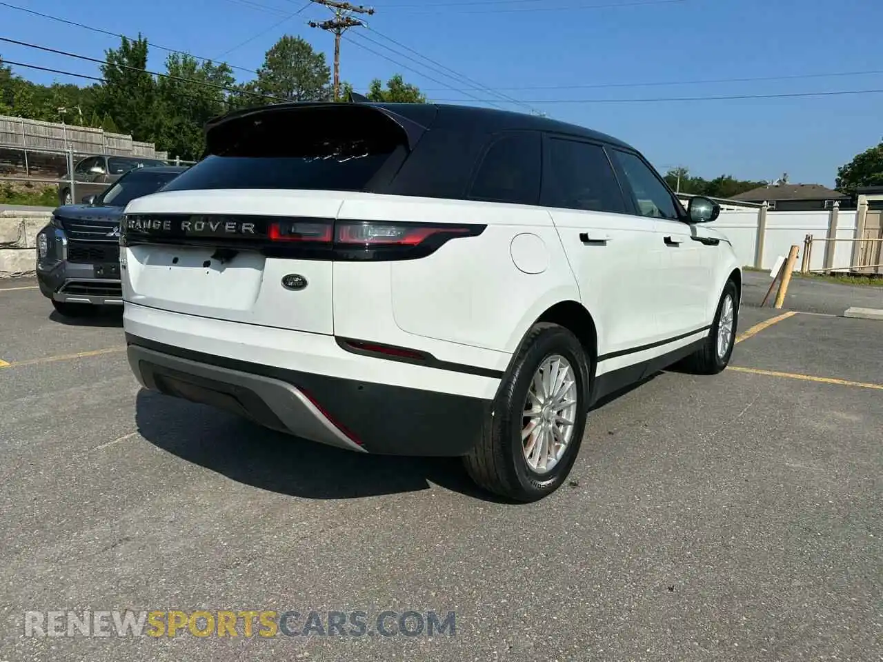 3 Photograph of a damaged car SALYA2EX8KA216069 LAND ROVER RANGEROVER 2019