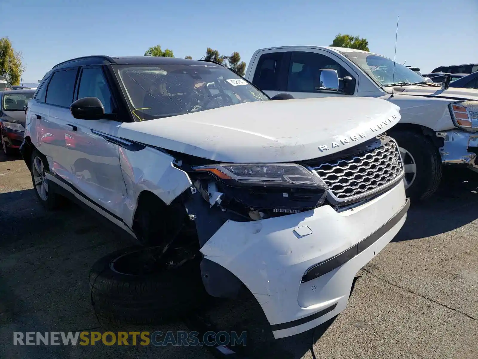 1 Photograph of a damaged car SALYB2EX4KA779858 LAND ROVER RANGEROVER 2019