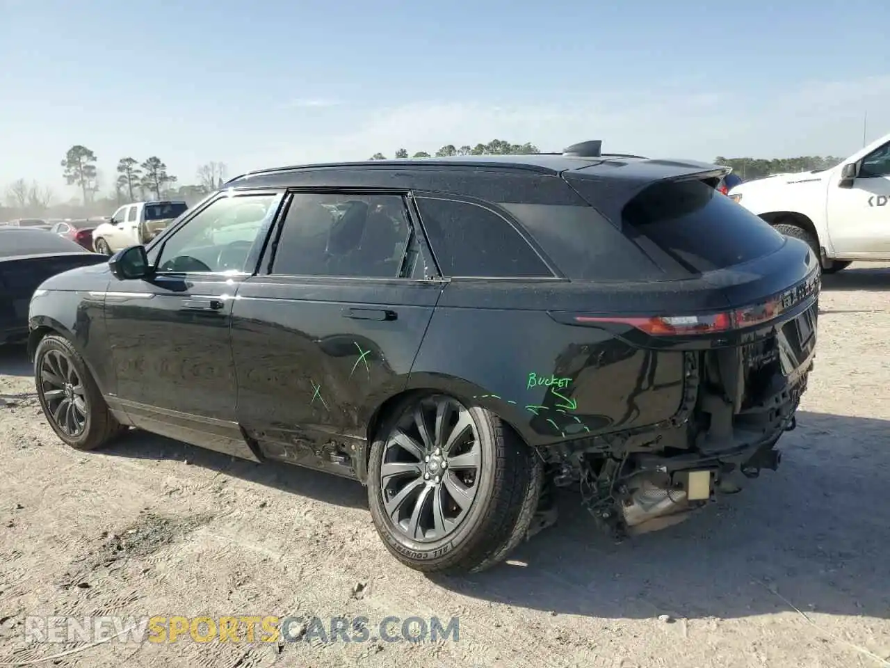 2 Фотография поврежденного автомобиля SALYL2EX0KA216321 LAND ROVER RANGEROVER 2019