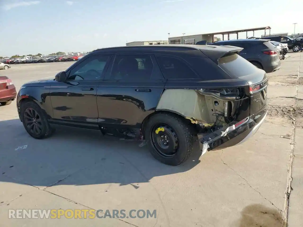 2 Photograph of a damaged car SALYL2EX0KA227917 LAND ROVER RANGEROVER 2019