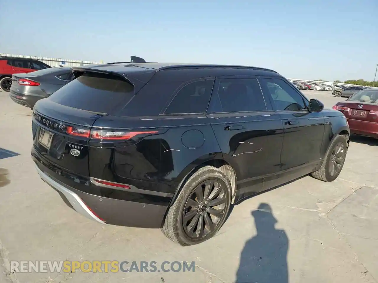 3 Photograph of a damaged car SALYL2EX0KA227917 LAND ROVER RANGEROVER 2019