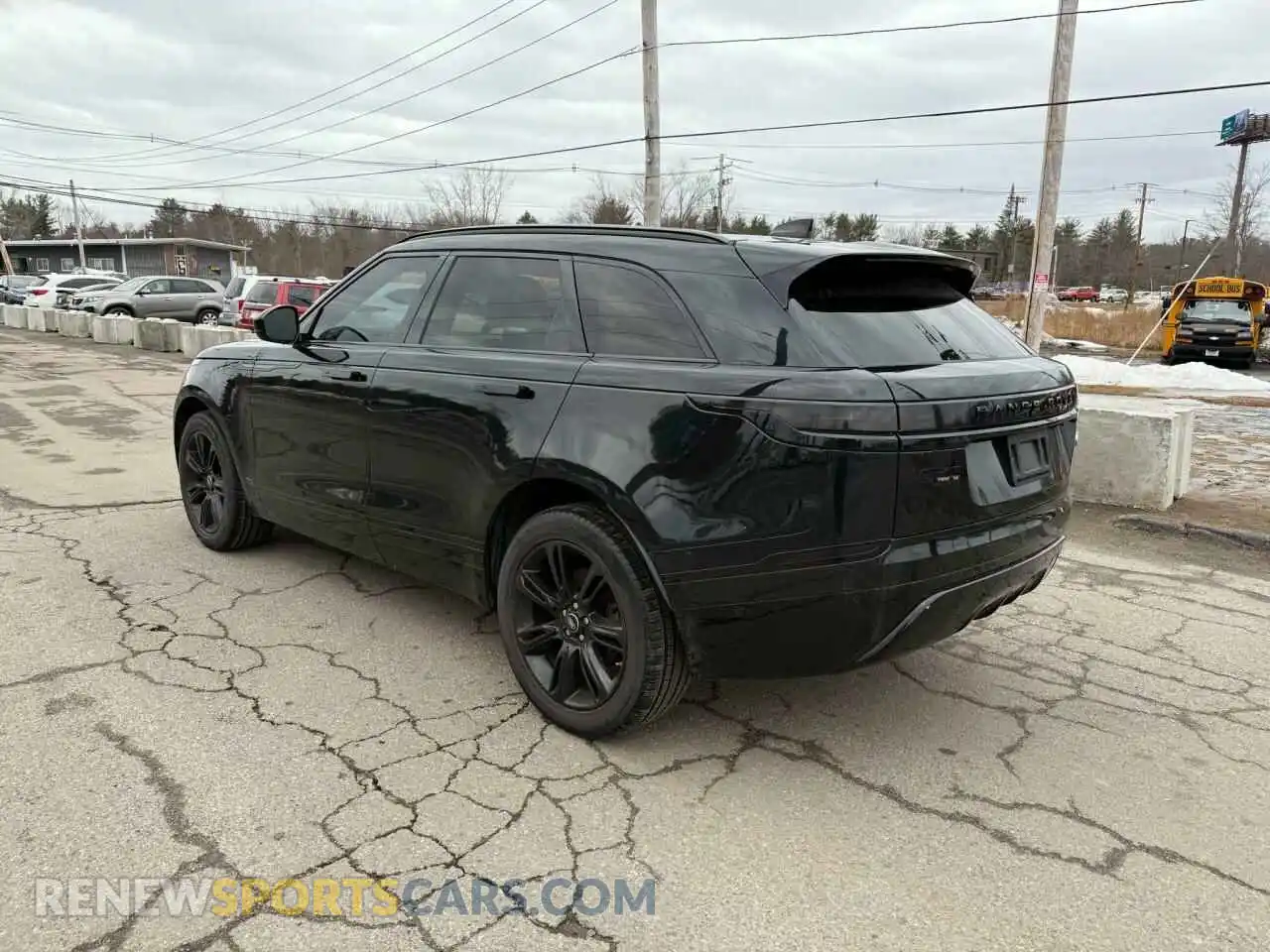 3 Photograph of a damaged car SALYL2EX2KA209757 LAND ROVER RANGEROVER 2019