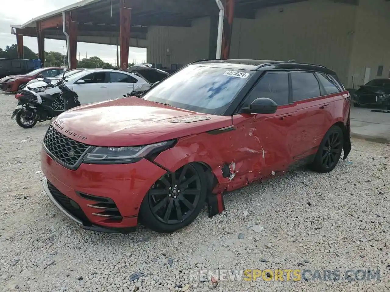 1 Photograph of a damaged car SALYL2EX2KA211086 LAND ROVER RANGEROVER 2019
