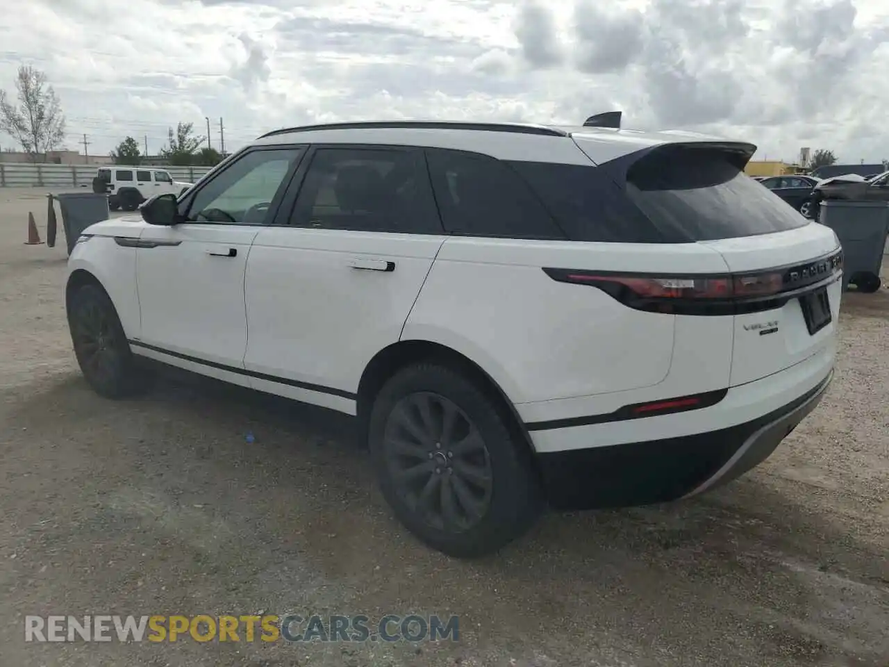 2 Photograph of a damaged car SALYL2EX2KA778897 LAND ROVER RANGEROVER 2019