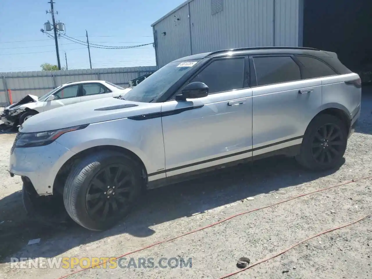 1 Photograph of a damaged car SALYL2EX3KA796082 LAND ROVER RANGEROVER 2019