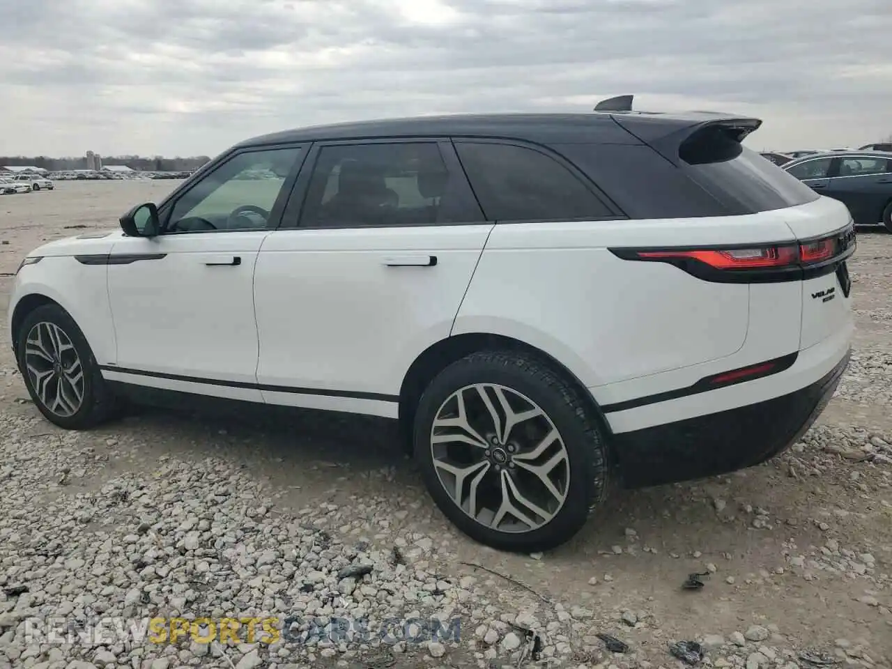 2 Photograph of a damaged car SALYL2EX4KA795460 LAND ROVER RANGEROVER 2019