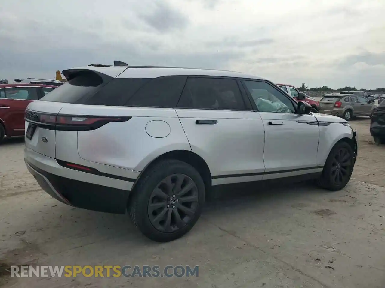 3 Photograph of a damaged car SALYL2EX4KA798598 LAND ROVER RANGEROVER 2019