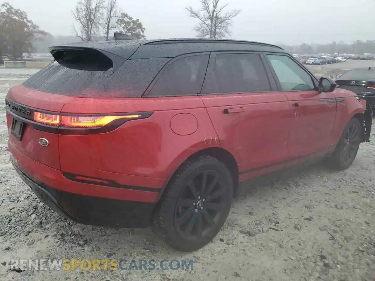 3 Photograph of a damaged car SALYL2EX5KA209252 LAND ROVER RANGEROVER 2019