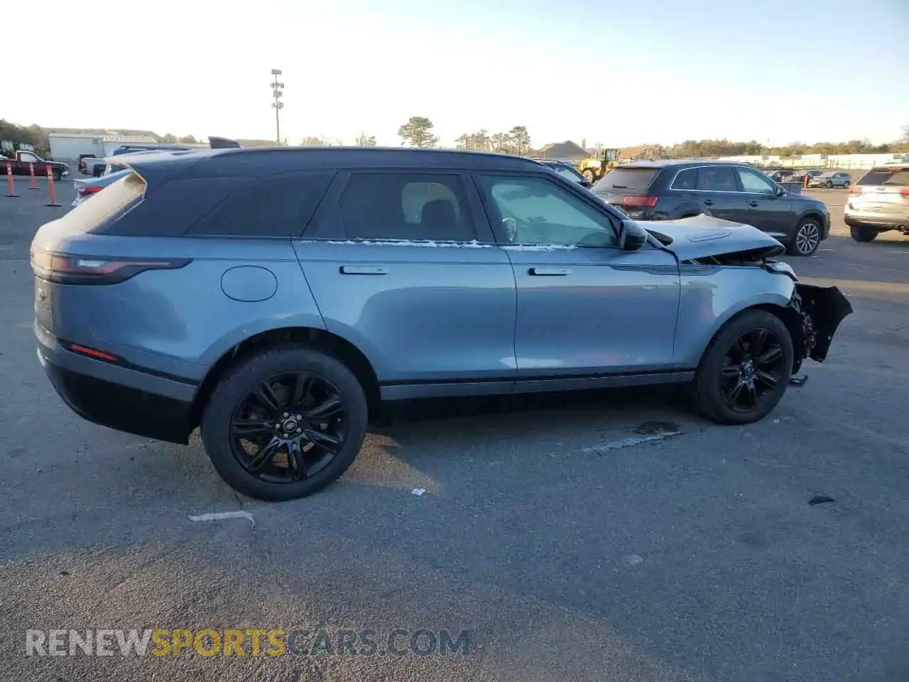 3 Photograph of a damaged car SALYL2EX5KA220798 LAND ROVER RANGEROVER 2019