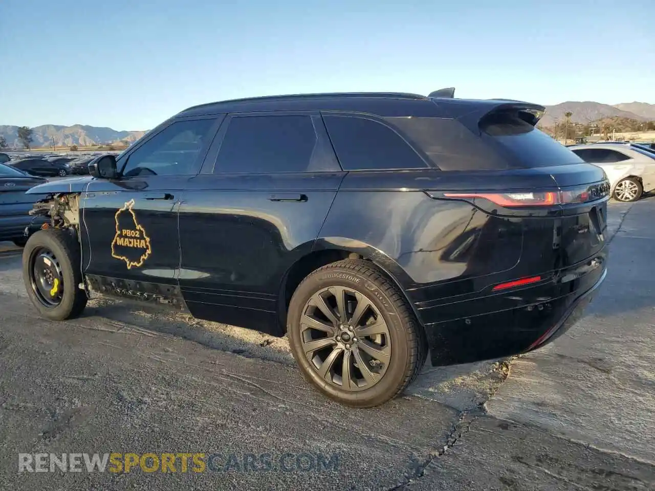 2 Photograph of a damaged car SALYL2EX6KA205615 LAND ROVER RANGEROVER 2019