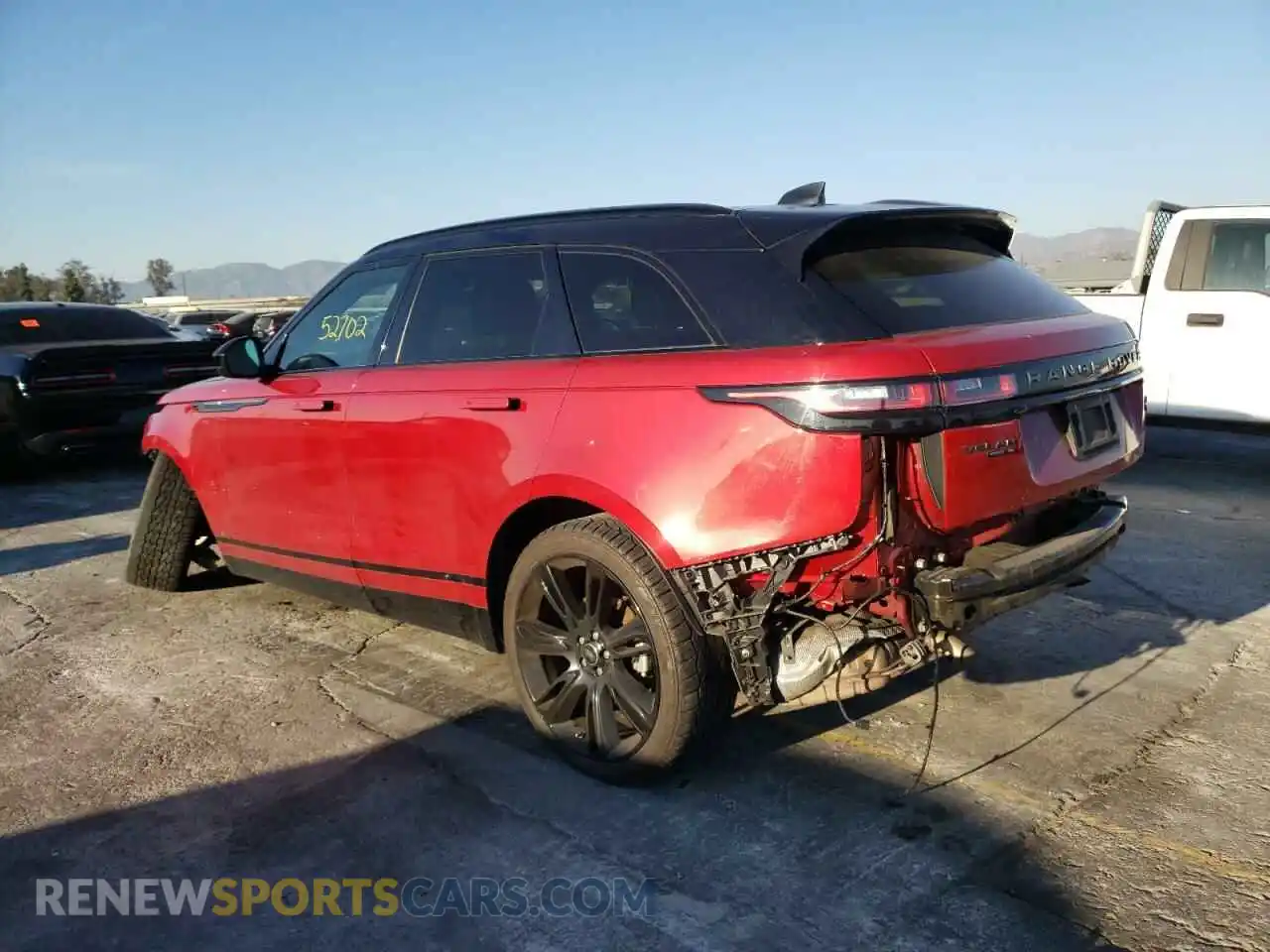 2 fotografías del automóvil dañado SALYL2EX7KA234900 LAND ROVER RANGEROVER 2019