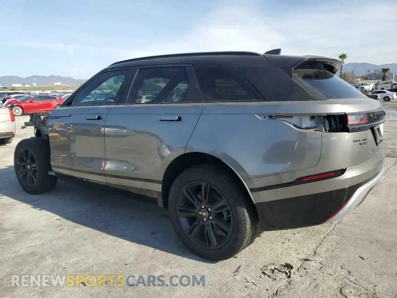 2 Photograph of a damaged car SALYL2EX8KA210668 LAND ROVER RANGEROVER 2019