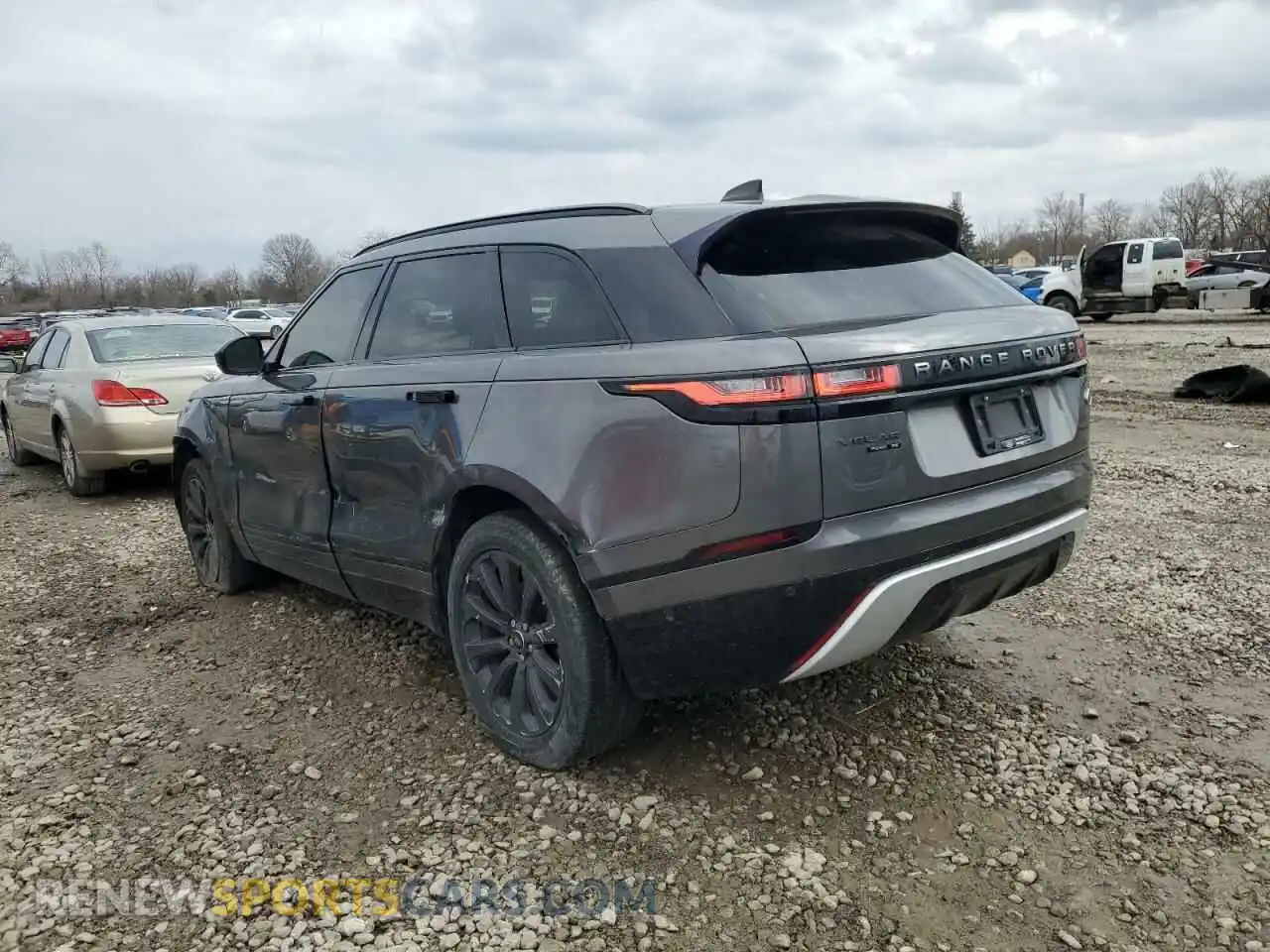 2 Photograph of a damaged car SALYL2EX9KA779433 LAND ROVER RANGEROVER 2019