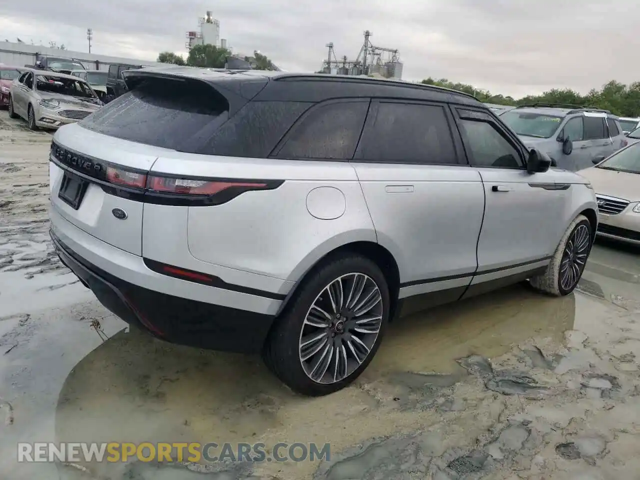 3 Фотография поврежденного автомобиля SALYL2EXXKA208579 LAND ROVER RANGEROVER 2019