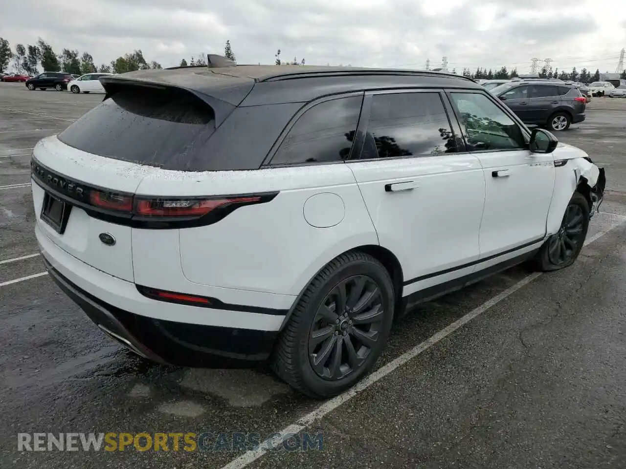 3 Photograph of a damaged car SALYL2FV6KA207863 LAND ROVER RANGEROVER 2019