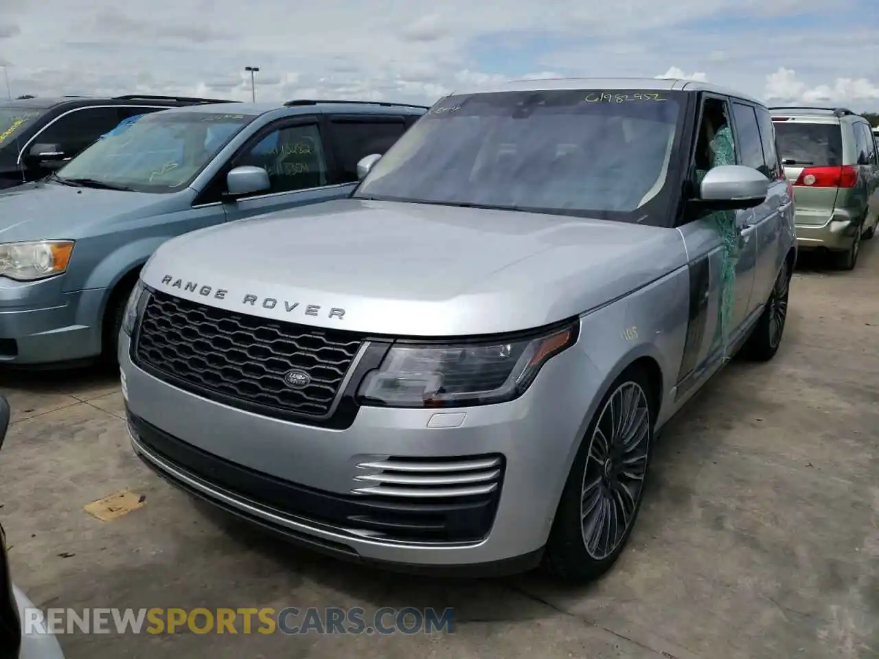 2 Photograph of a damaged car SALGS2RU1LA402515 LAND ROVER RANGEROVER 2020