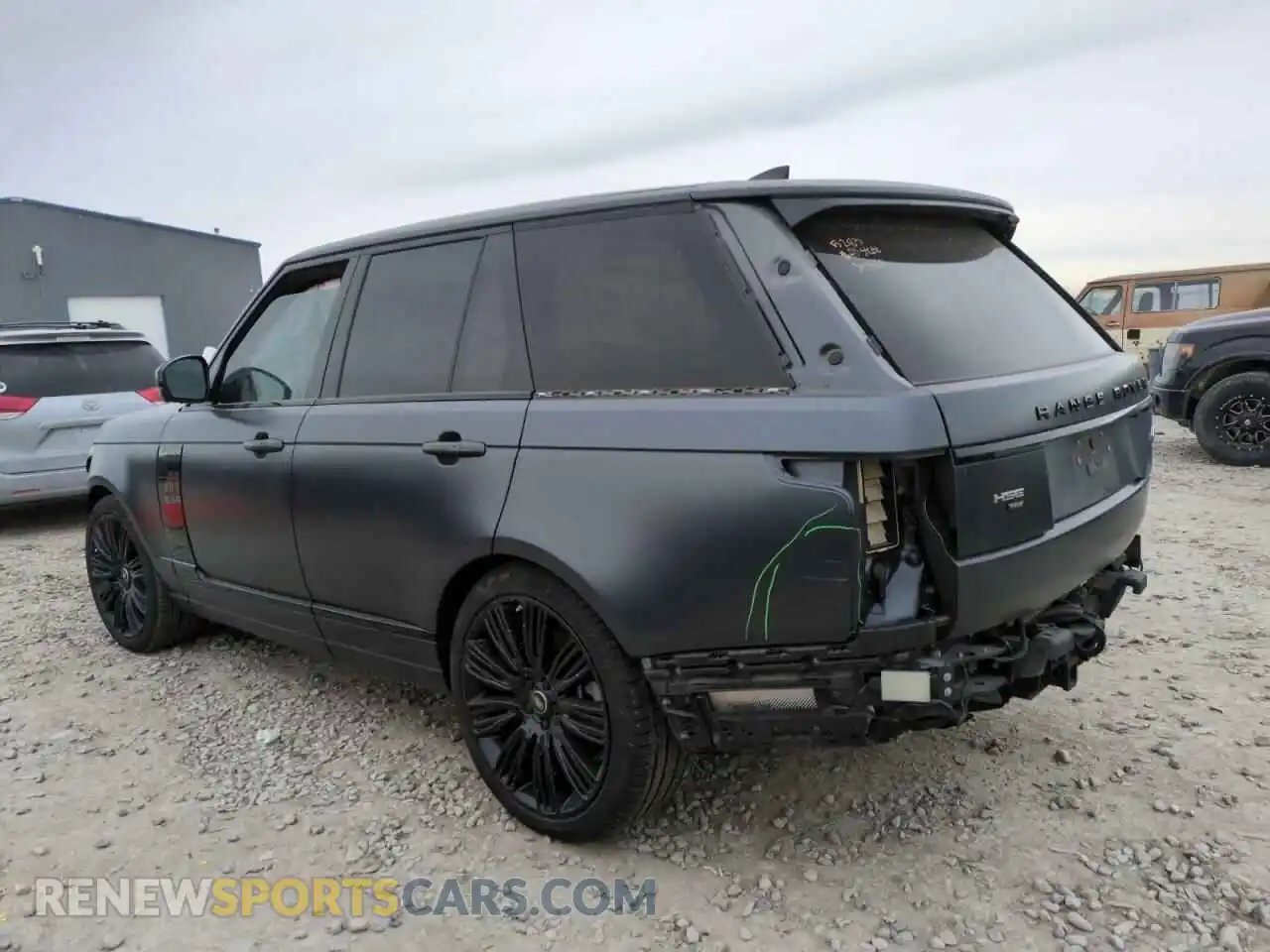 2 Photograph of a damaged car SALGS2RU6LA572823 LAND ROVER RANGEROVER 2020