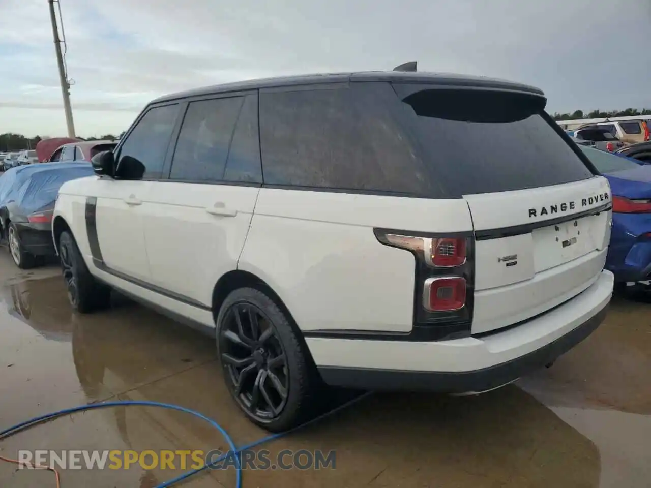 2 Photograph of a damaged car SALGS2SE7LA590475 LAND ROVER RANGEROVER 2020