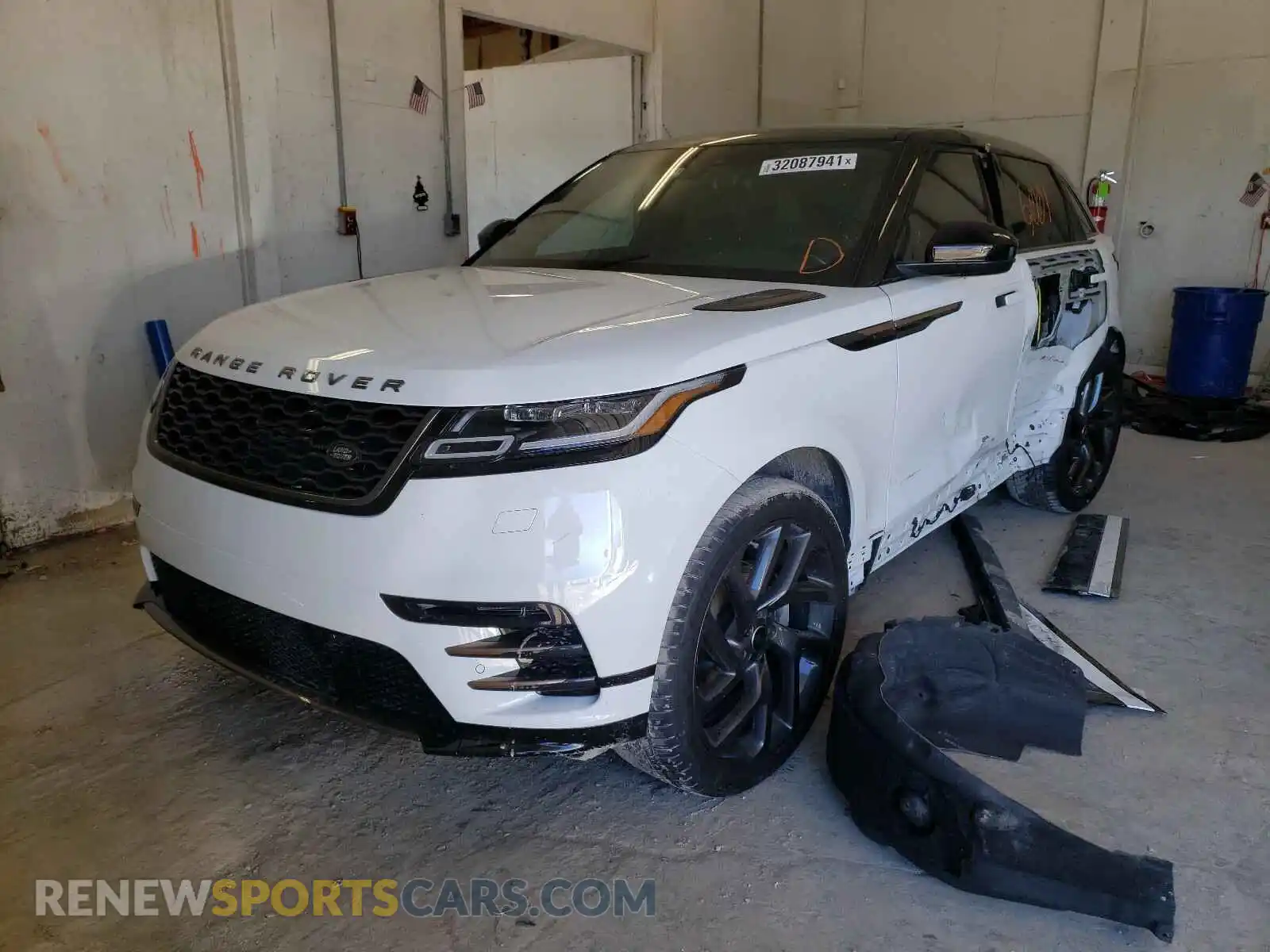 2 Photograph of a damaged car SALYK2EXXLA277342 LAND ROVER RANGEROVER 2020