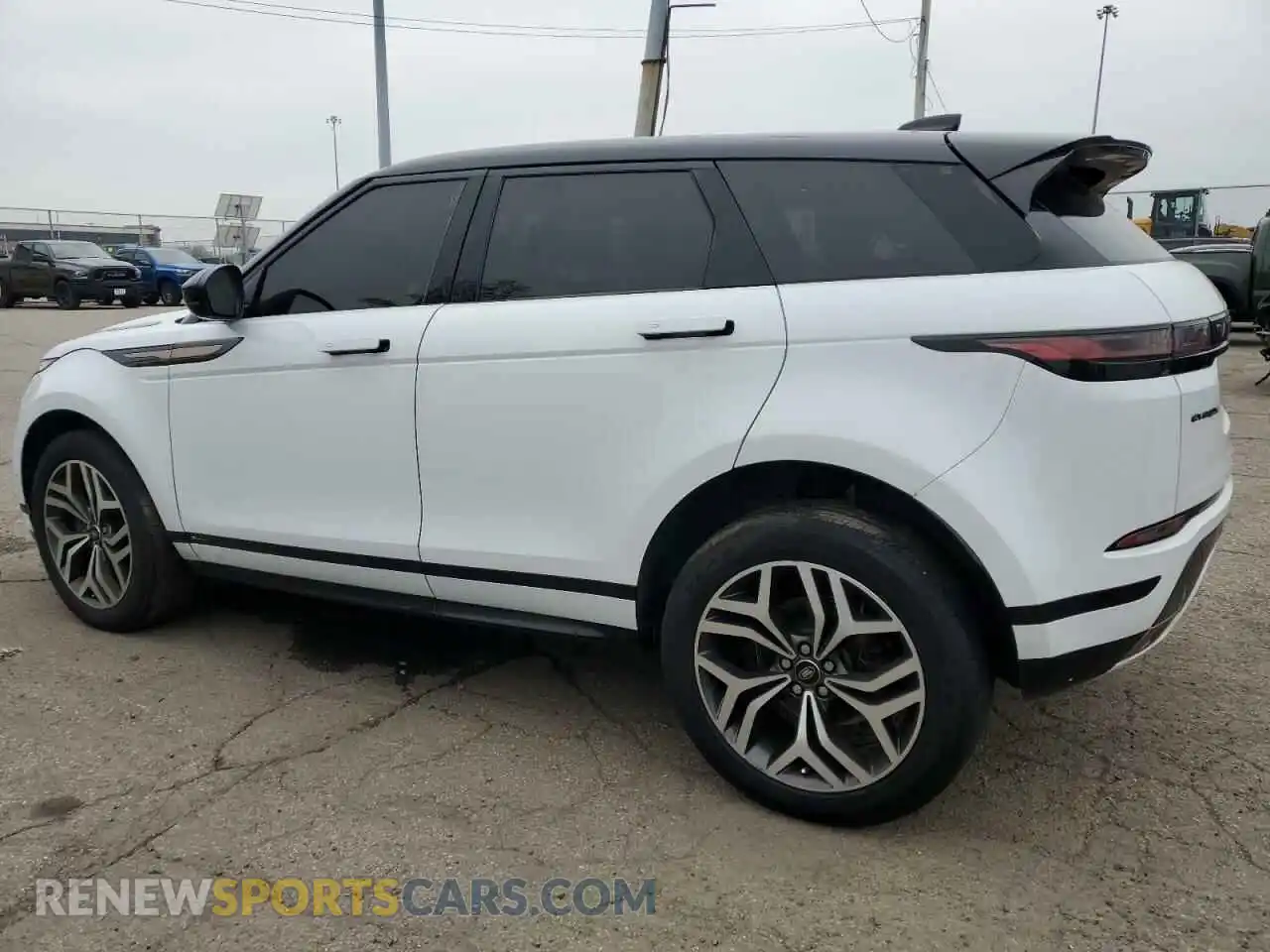 2 Photograph of a damaged car SALZL2FX2LH063761 LAND ROVER RANGEROVER 2020