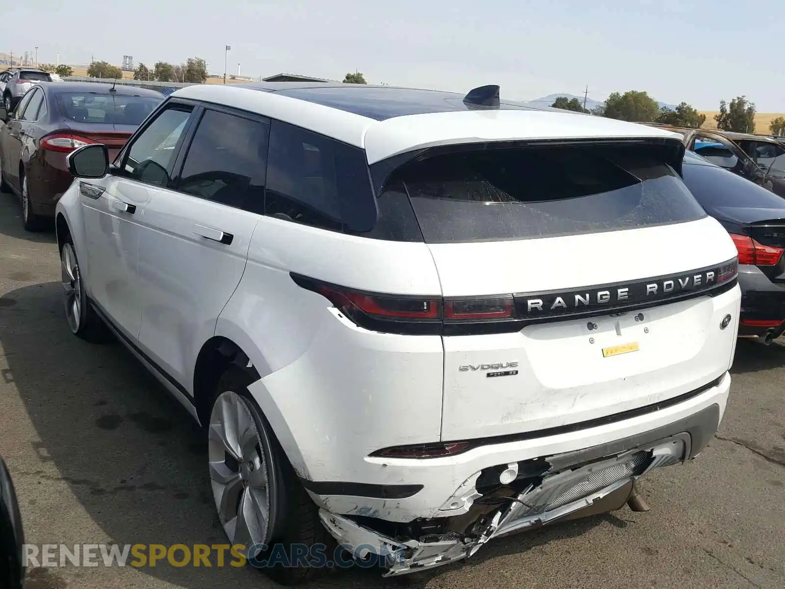 3 Photograph of a damaged car SALZP2FX0LH063441 LAND ROVER RANGEROVER 2020