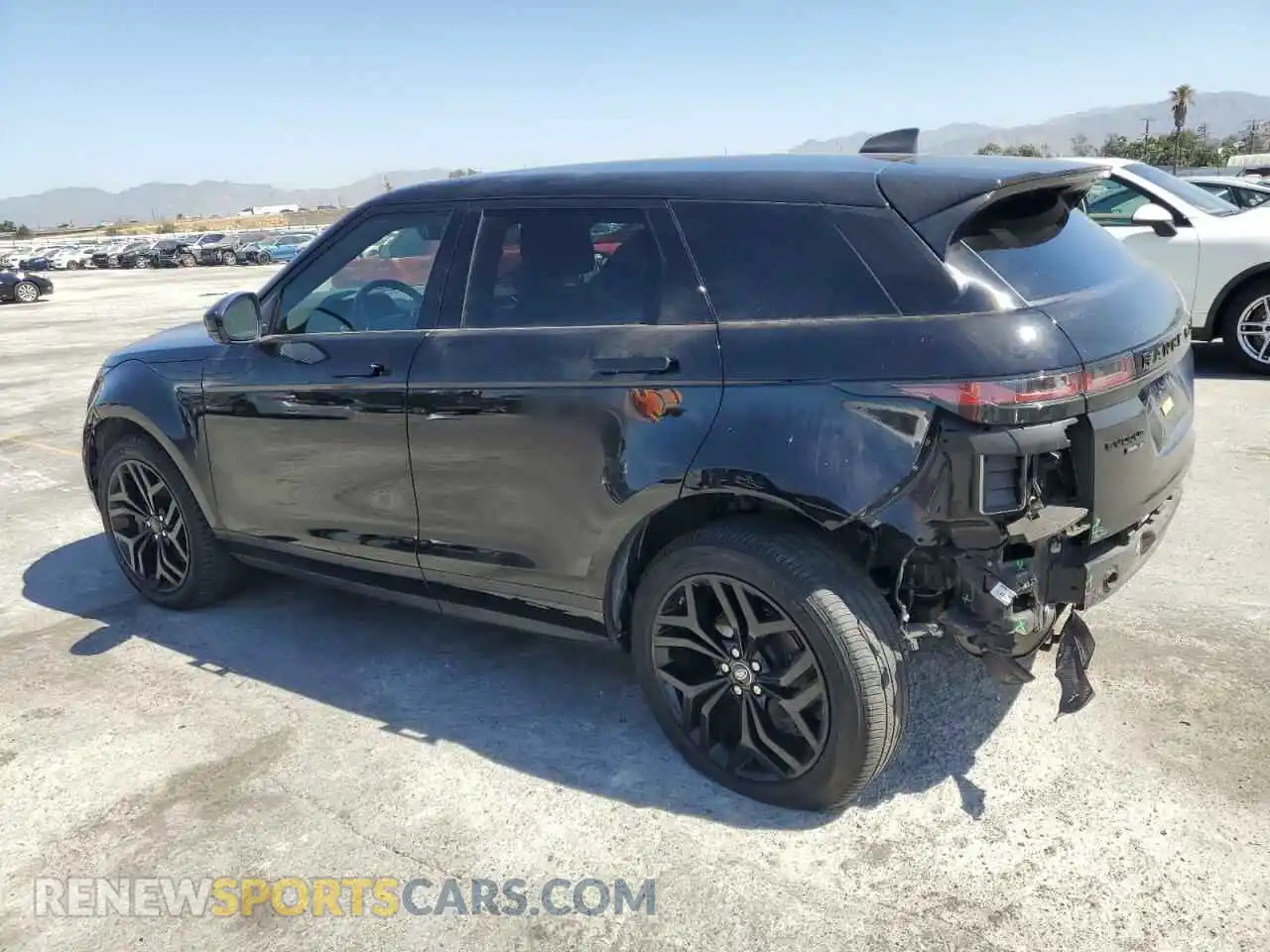 2 Photograph of a damaged car SALZP2FX1LH019089 LAND ROVER RANGEROVER 2020